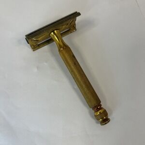 Vintage Gillette TECH Gold Tone Safety‎ Razor Read